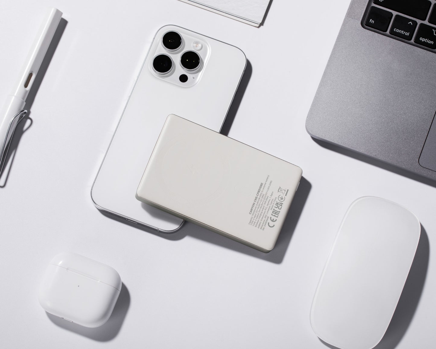 Powerbank 10000 mAh PD20W slim Magsafe Canyon OnPower 510 szary