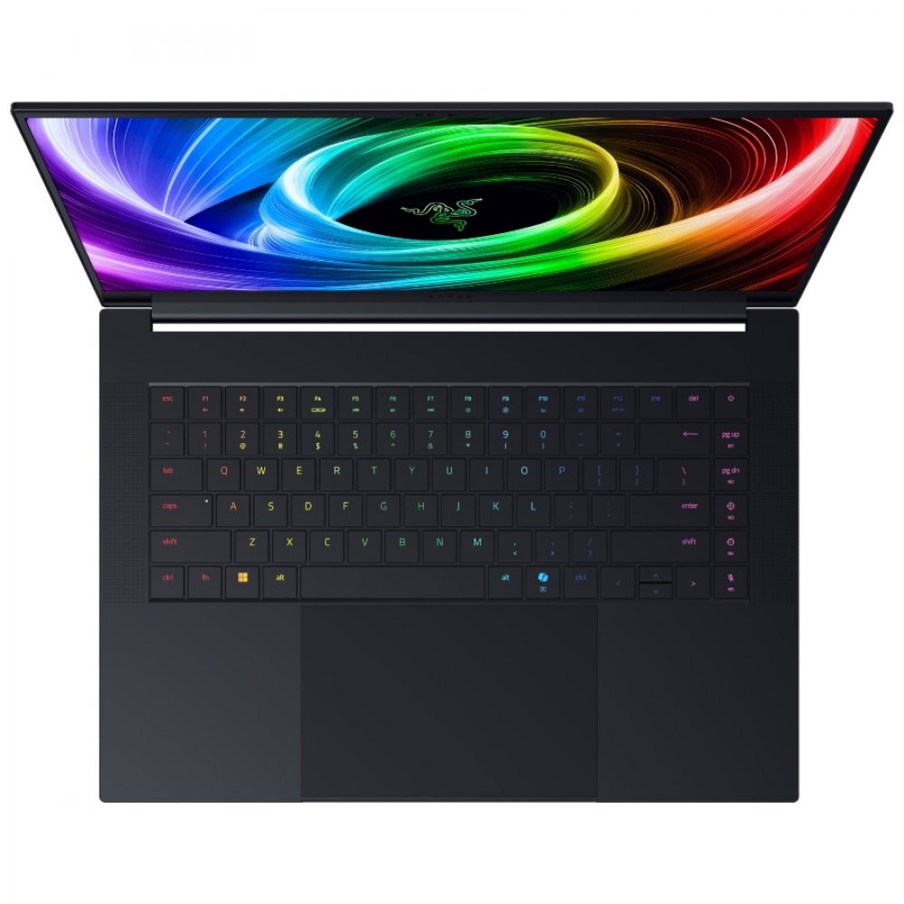 RAZER Blade 16 QHD+ 240Hz OLED Ryzen 9 365 32GB RTX 5070 1TB
