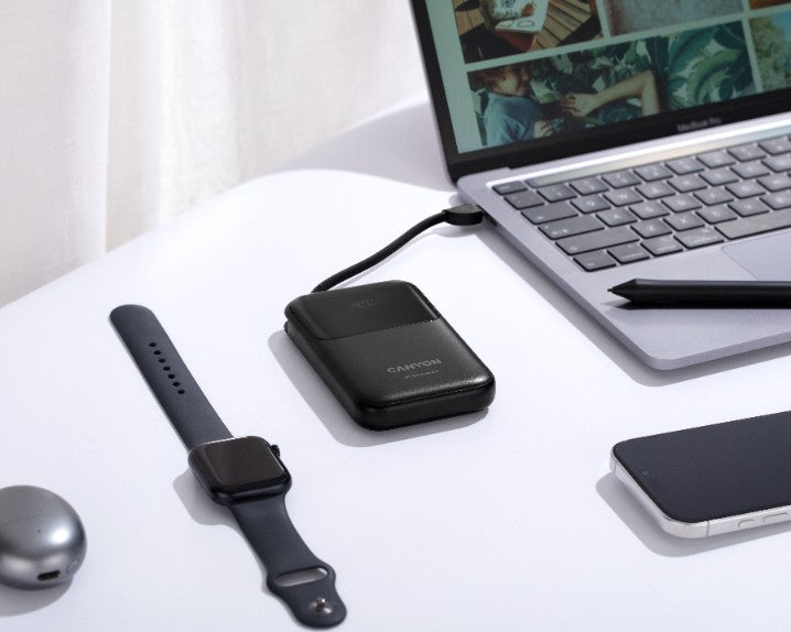Powerbank 10000 mAh PD 22.5W mit Kabel Canyon OnPower 101 schwarz