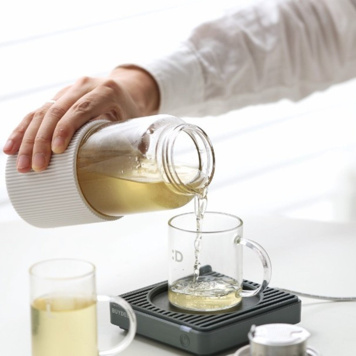 Butelka szklana z zaparzaczem Buydeem DG42 300 ml Biała
