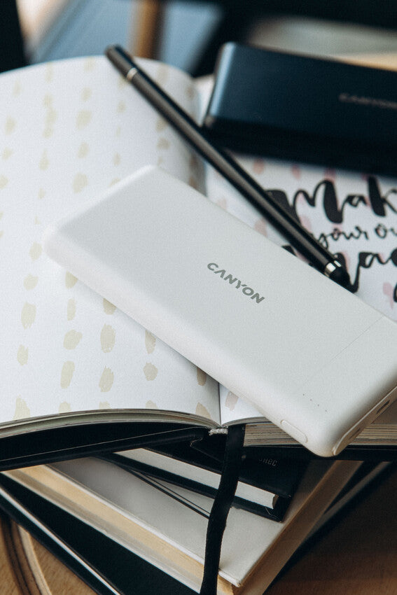 Powerbank 10000 mAh PD 18W QC 3.0 20W Canyon PB-109 biały