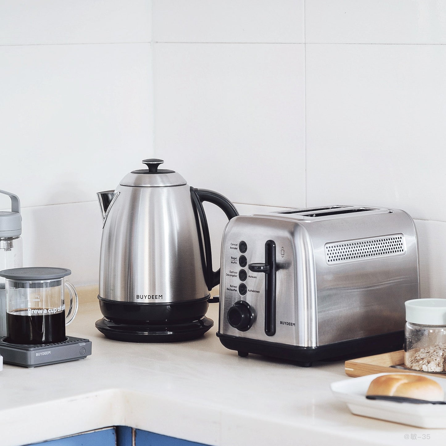 Czajnik elektryczny Buydeem K640 1,7l 2400W Retro Inox