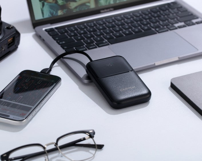 Powerbank 10000 mAh PD 22.5W mit Kabel Canyon OnPower 101 schwarz