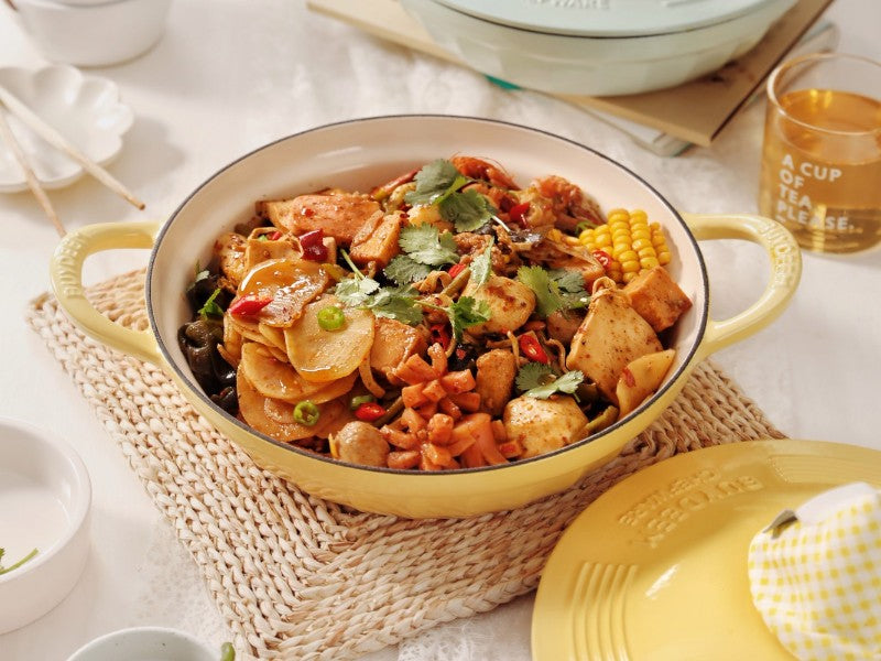 Naczynie żeliwne Buydeem CP581 emaliowane 3,3l Pastelowe Żółte